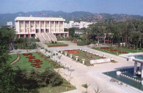 德阳富丽达服装技术专修学校