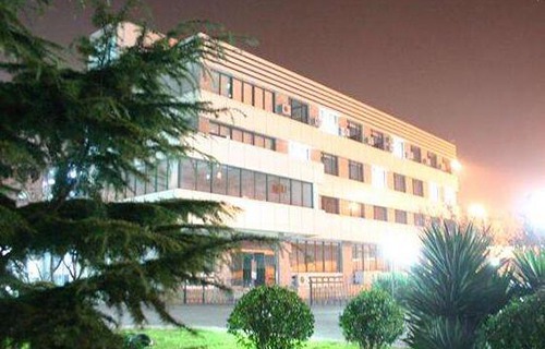 陆川县卫生学校