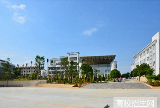 文山学院成人教育学院