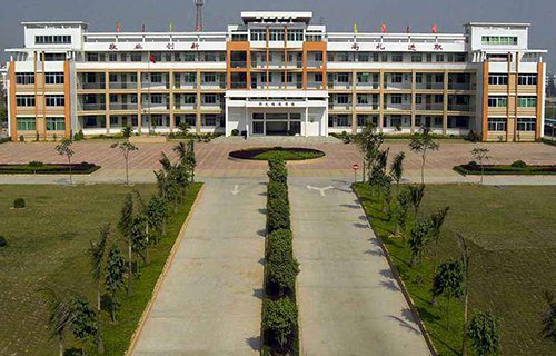 泰兴市工业学校