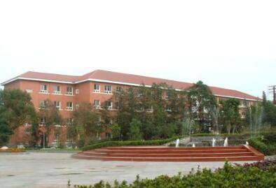 大连市建筑工程学校