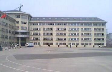 吉林省四平市商业学校