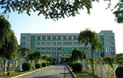 吉林省四平市商业学校