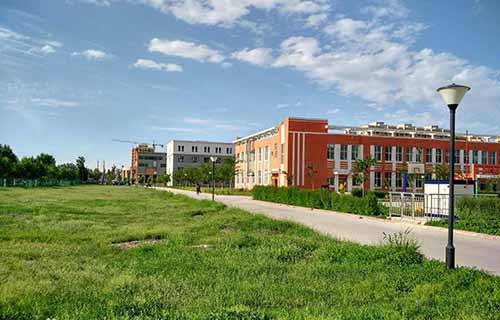 新疆农垦中专学校