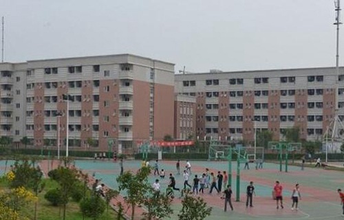 周至县第二高级职业中学