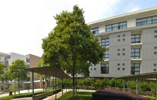 临潼区新丰高级职业中学