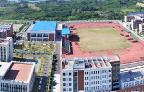 青冈县职教中心